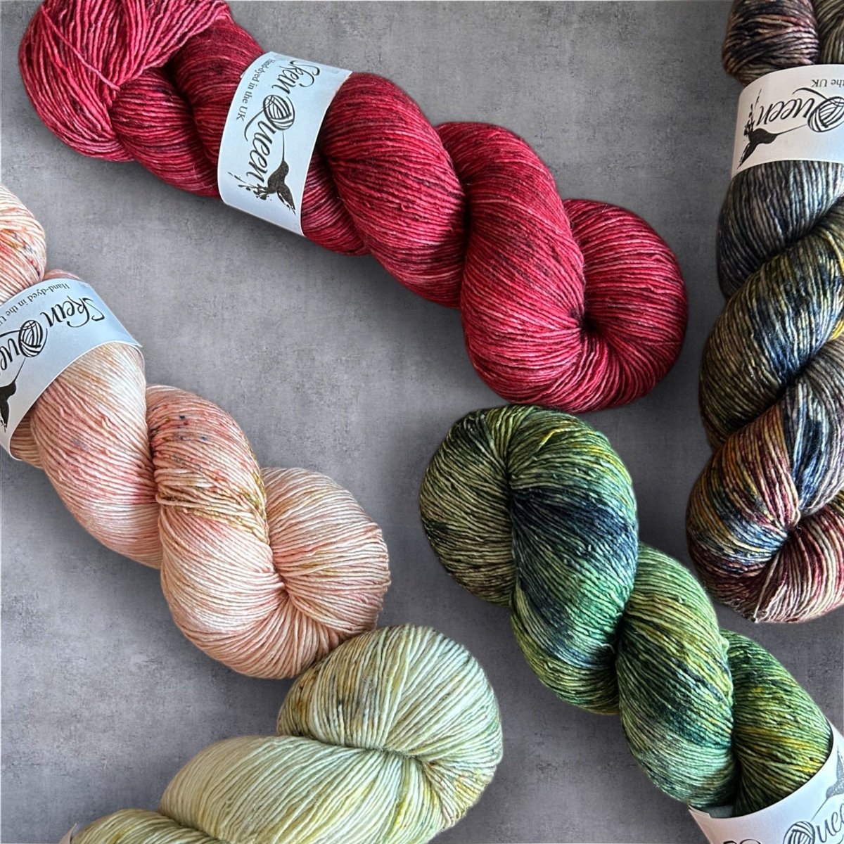 Skein Queen Wriggle - BONIFAKTUR - Abbey Ruins - Skein Queen Skein Queen Wriggle